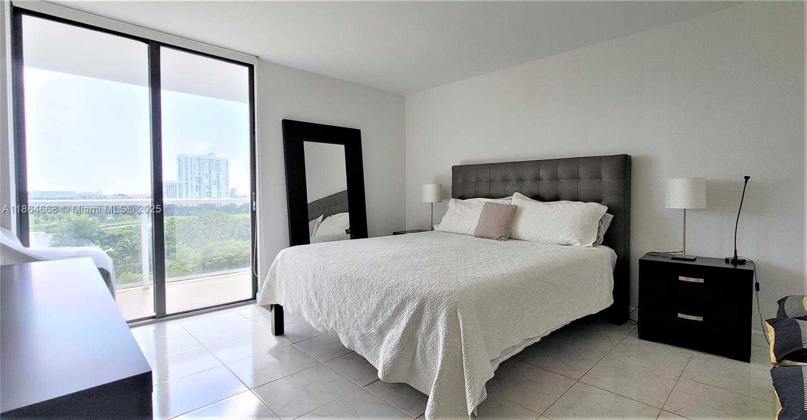 Small Image of 3731 NORTH COUNTRY CLUB DR #926, Aventura Number 10