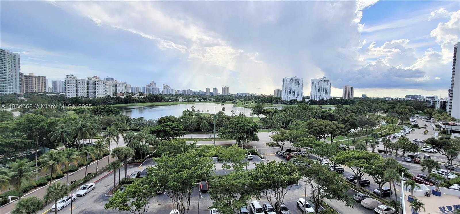 Small Image of 3731 NORTH COUNTRY CLUB DR #926, Aventura Number 17