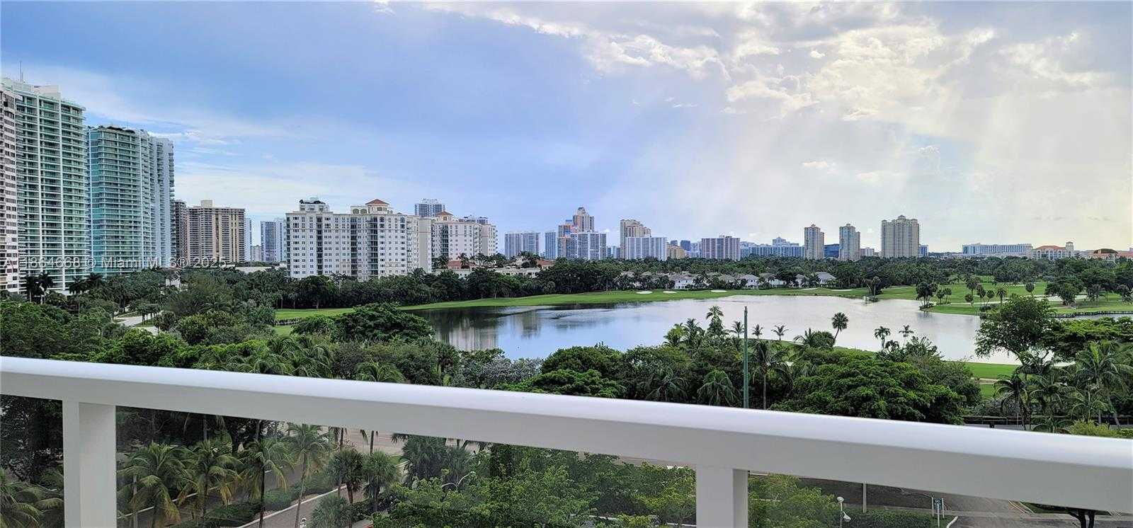 Small Image of 3731 NORTH COUNTRY CLUB DR #926, Aventura Number 20