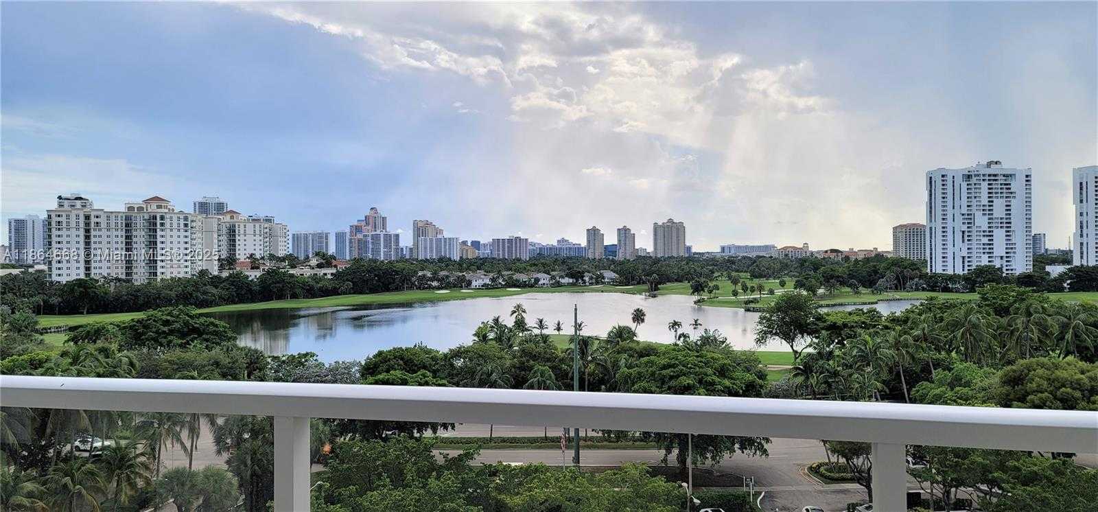 Small Image of 3731 NORTH COUNTRY CLUB DR #926, Aventura Number 21