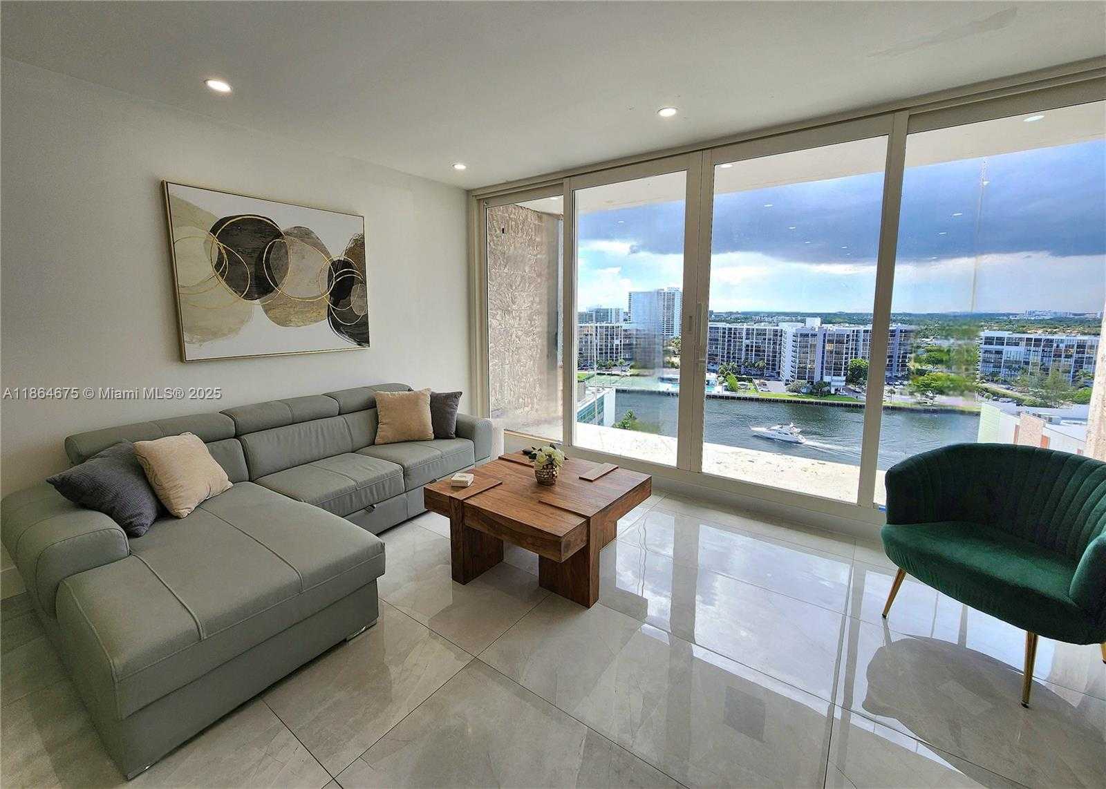 Small Image of 3505 SOUTH OCEAN DR #1502, Hollywood Number 4