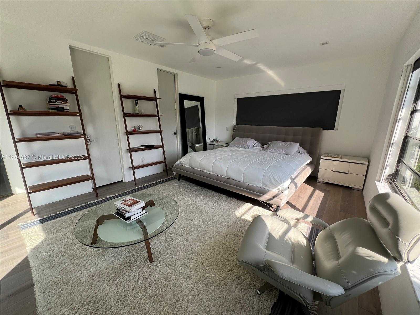 Small Image of 2062 NORTH EAST 121ST RD, North Miami Number 15