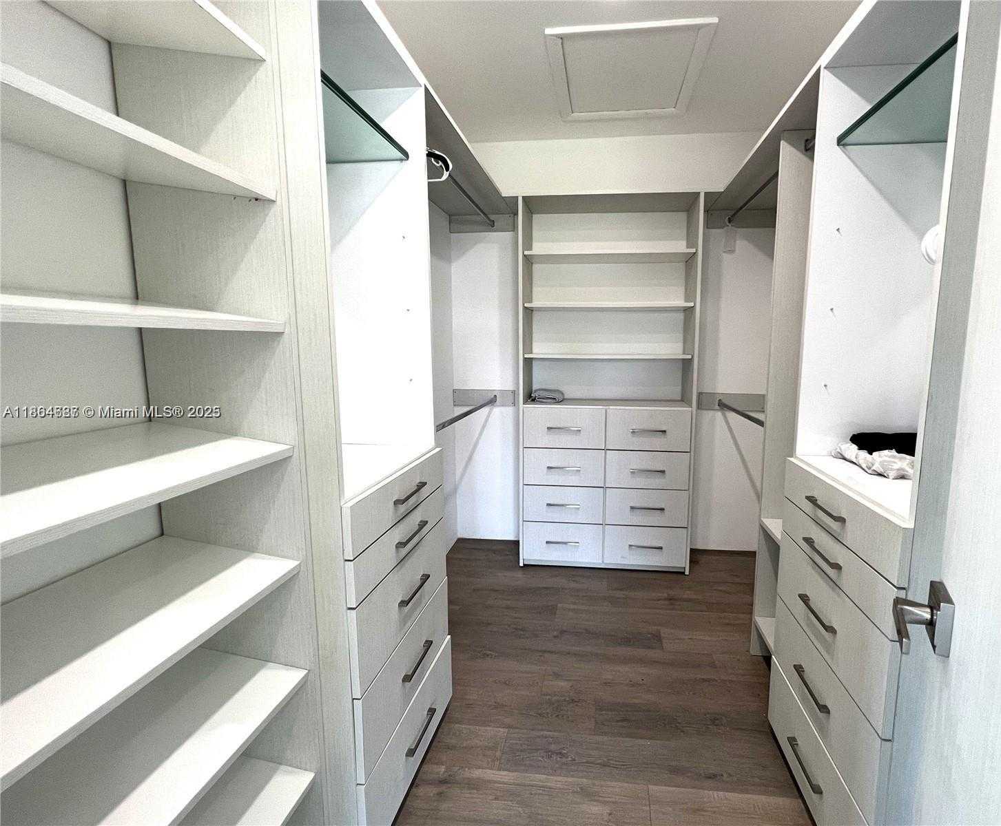 Small Image of 2062 NORTH EAST 121ST RD, North Miami Number 17