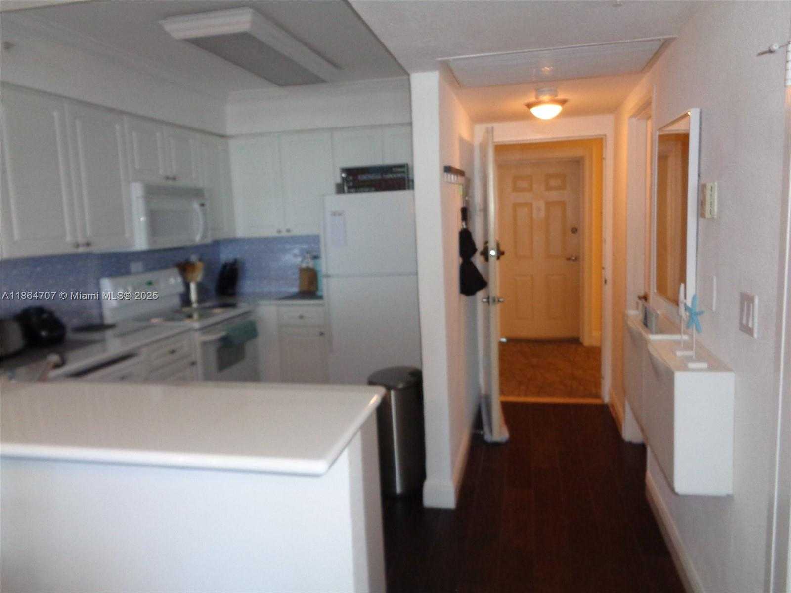 Small Image of 2501 SOUTH OCEAN DR #1427, Hollywood Number 11