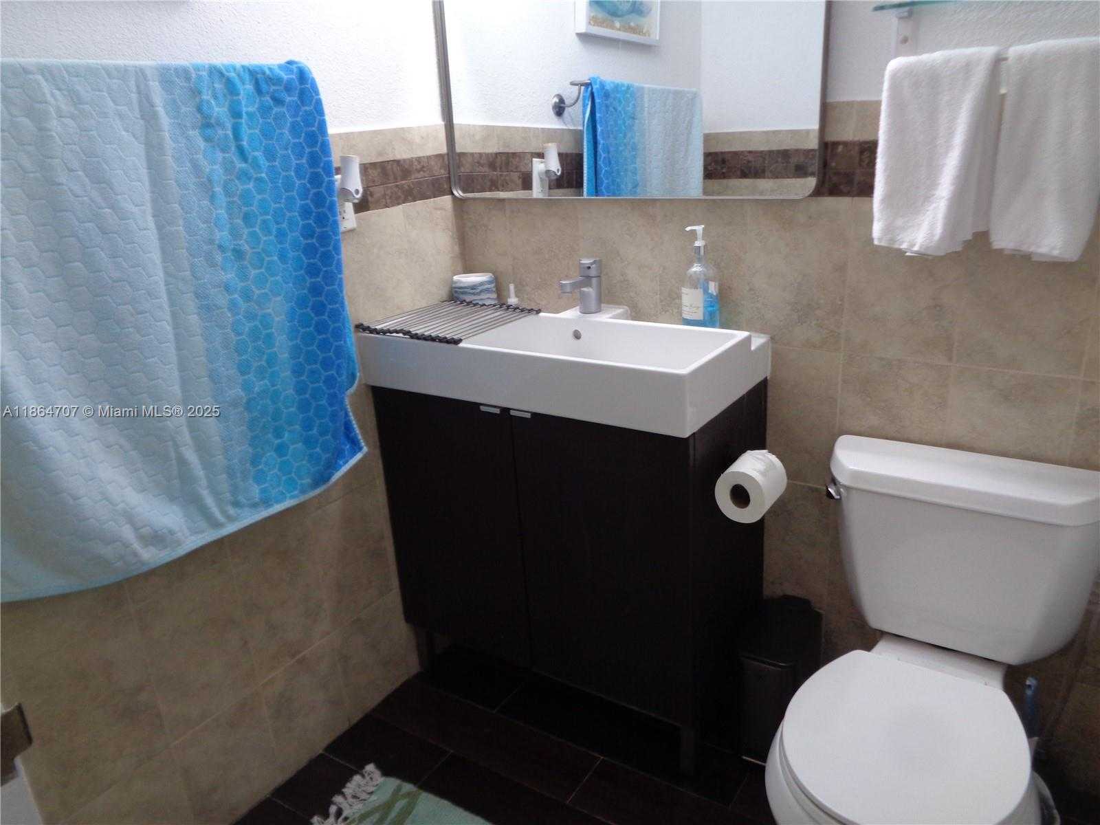 Small Image of 2501 SOUTH OCEAN DR #1427, Hollywood Number 25