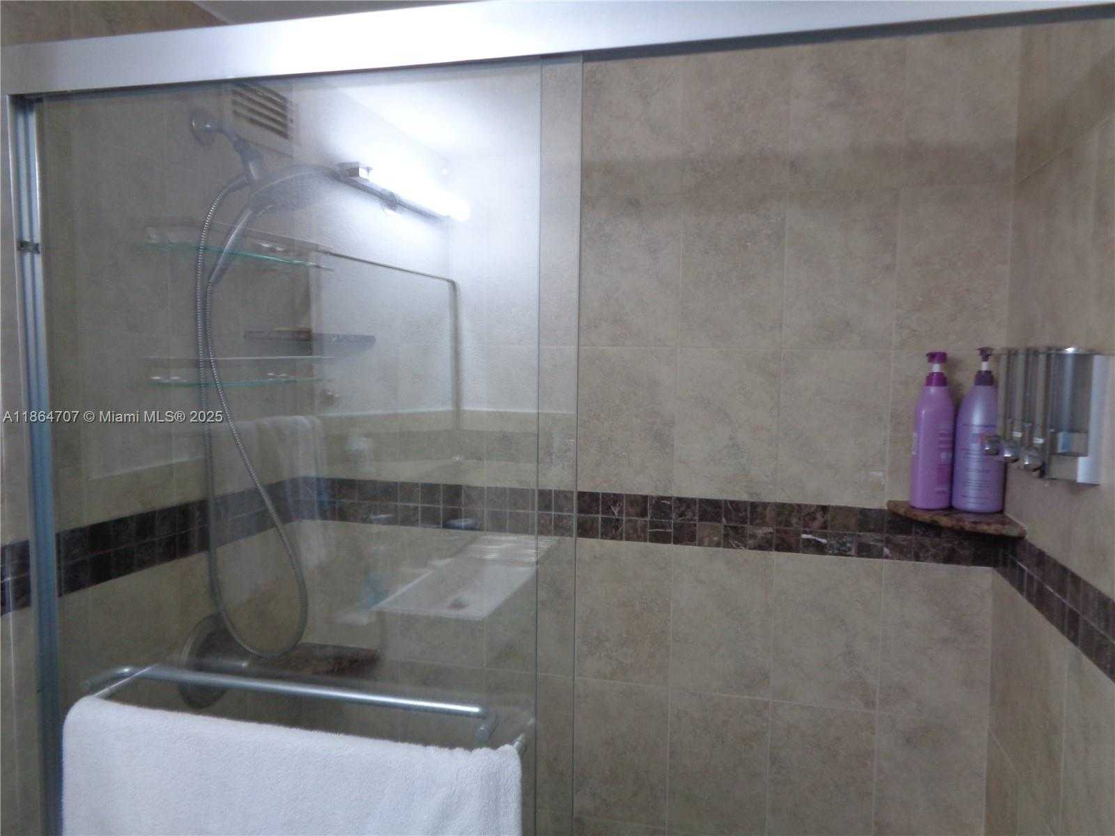 Small Image of 2501 SOUTH OCEAN DR #1427, Hollywood Number 28