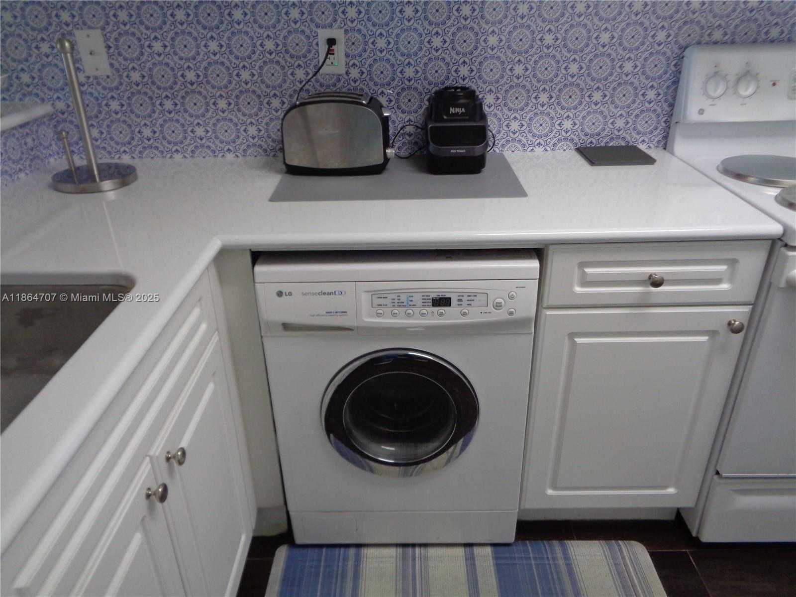 Small Image of 2501 SOUTH OCEAN DR #1427, Hollywood Number 30