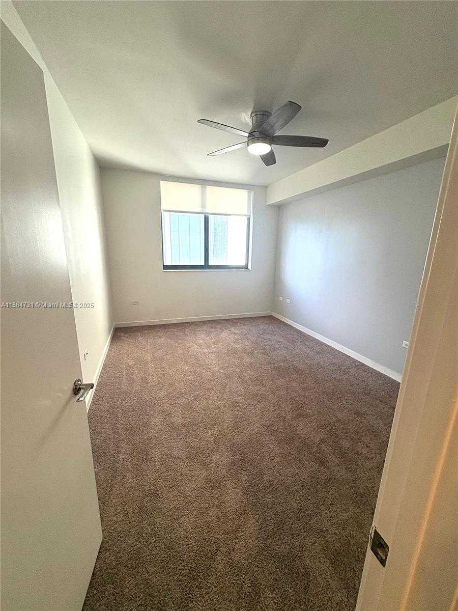 Small Image of 999 SOUTH WEST 1ST AVE #1615, Miami Number 10