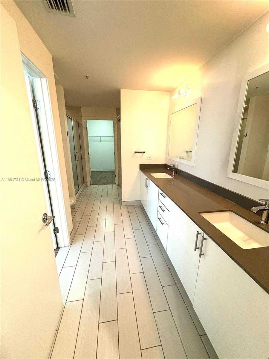 Small Image of 999 SOUTH WEST 1ST AVE #1615, Miami Number 11
