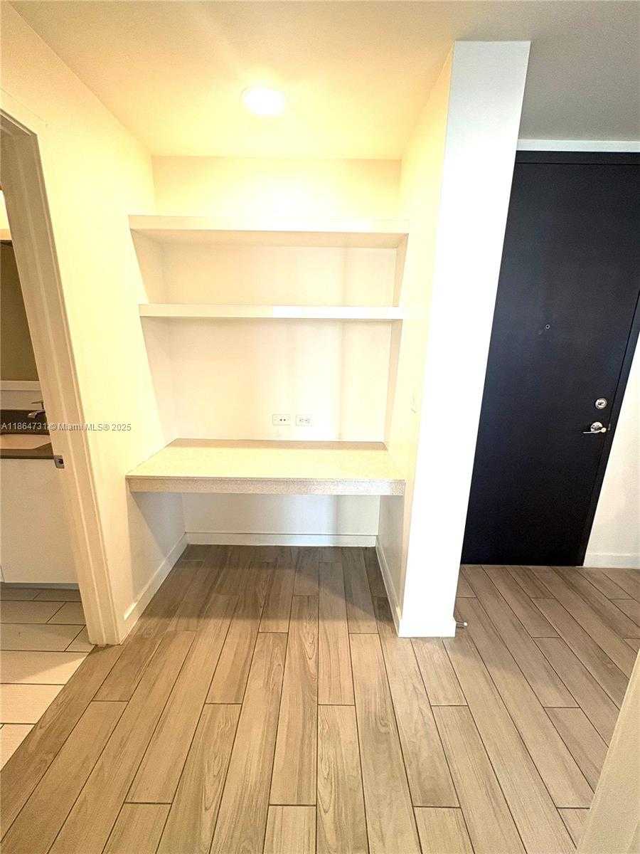 Small Image of 999 SOUTH WEST 1ST AVE #1615, Miami Number 9