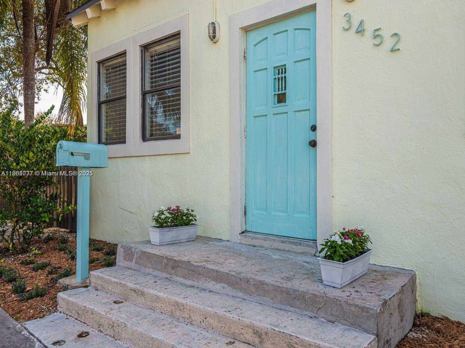 Small Image of 3452 MARGARET ST, Miami Number 2