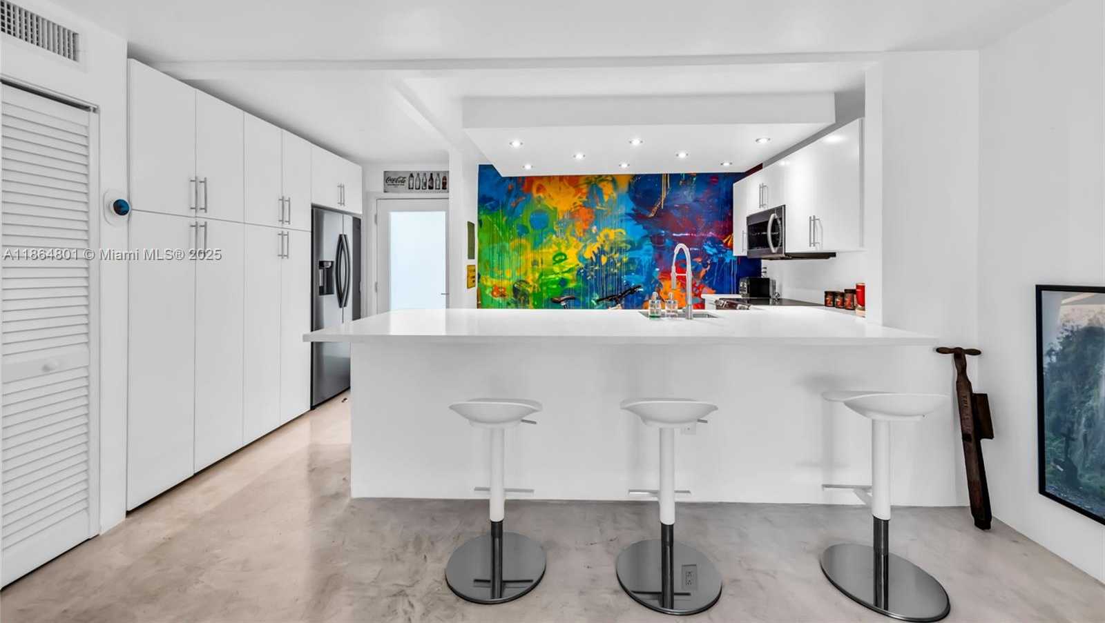 Small Image of 1666 WEST AVE #307, Miami Beach Number 11