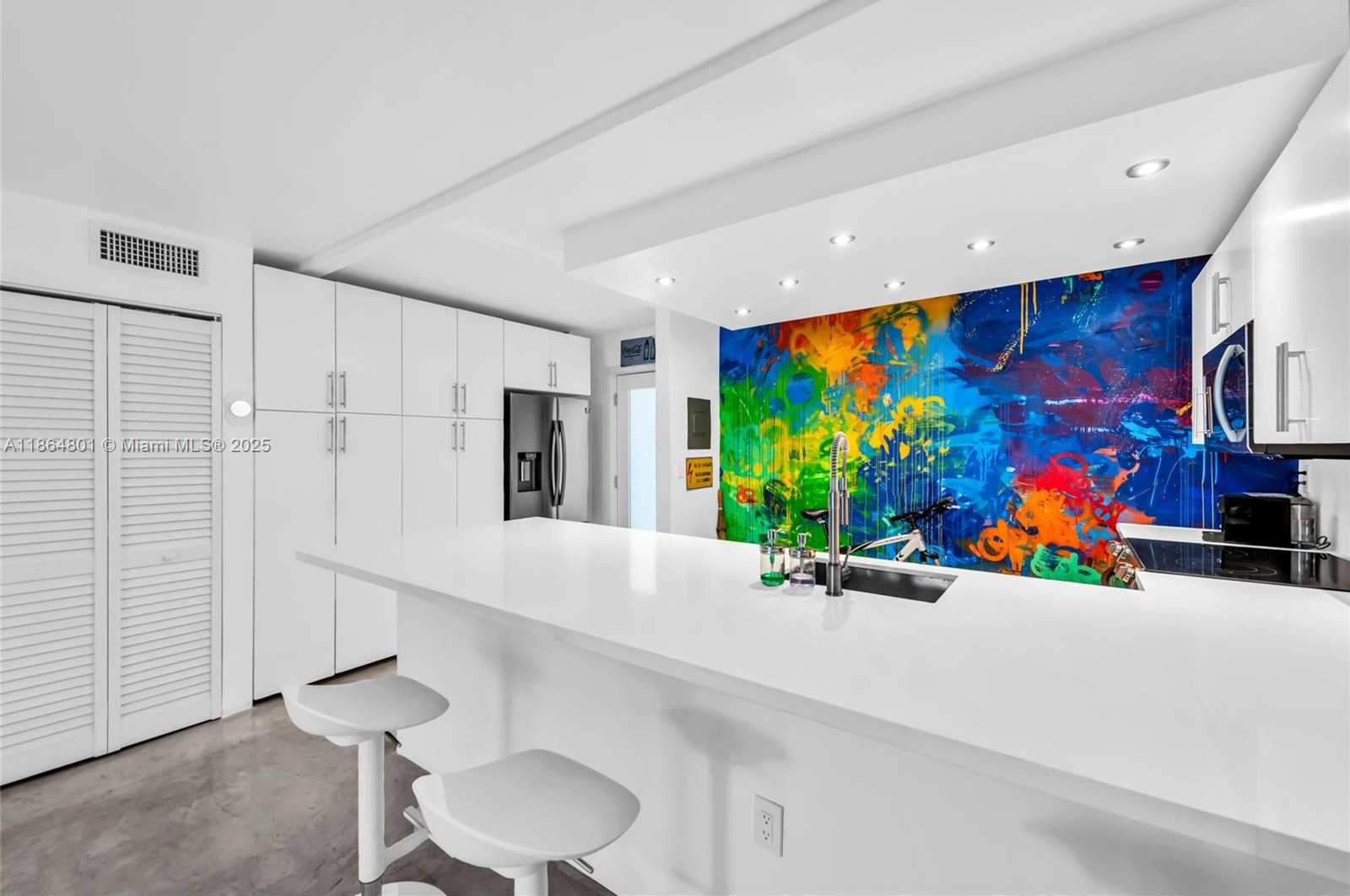 Small Image of 1666 WEST AVE #307, Miami Beach Number 13