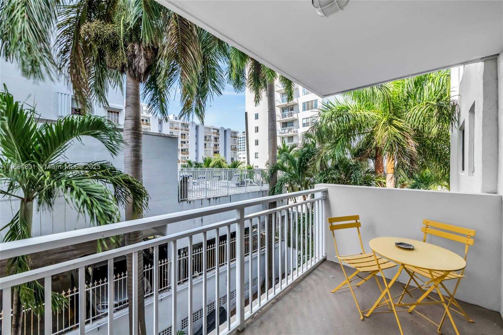 Small Image of 1666 WEST AVE #307, Miami Beach Number 26