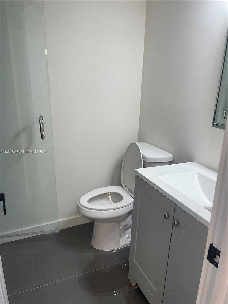 Small Image of 4709 NORTH WEST 7TH ST #204-9, Miami Number 13