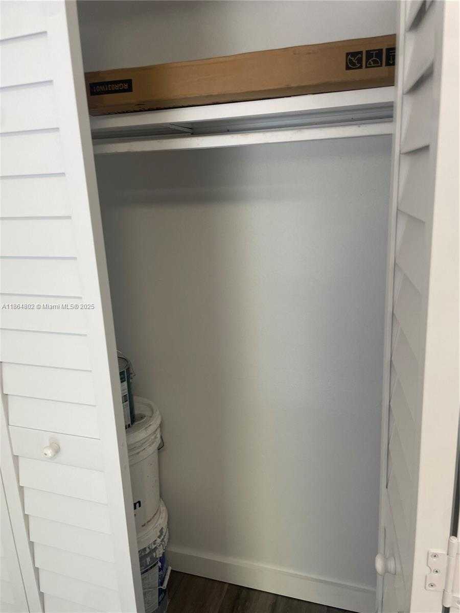 Small Image of 4709 NORTH WEST 7TH ST #204-9, Miami Number 6