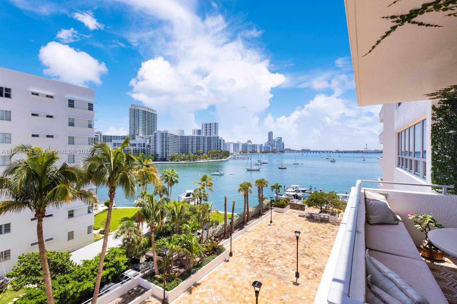 Small Image of 11 ISLAND AVE #606, Miami Beach Number 4