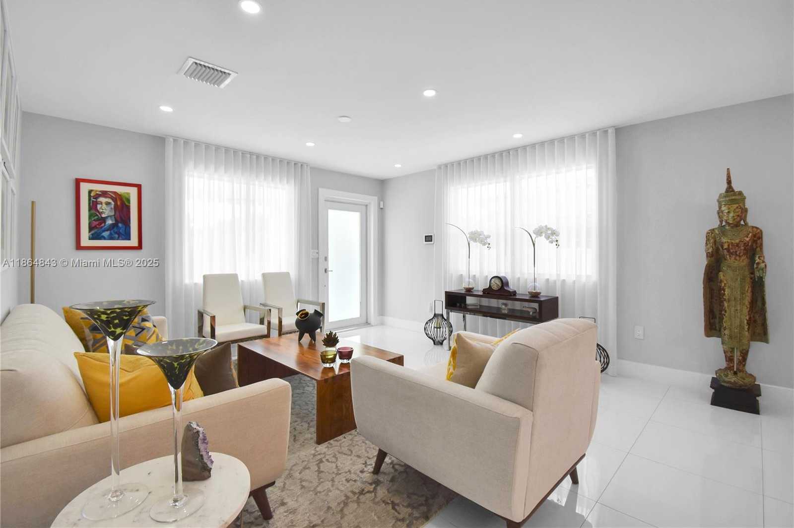 Small Image of 14441 SOUTH BISCAYNE RIVER RD, Miami Number 10