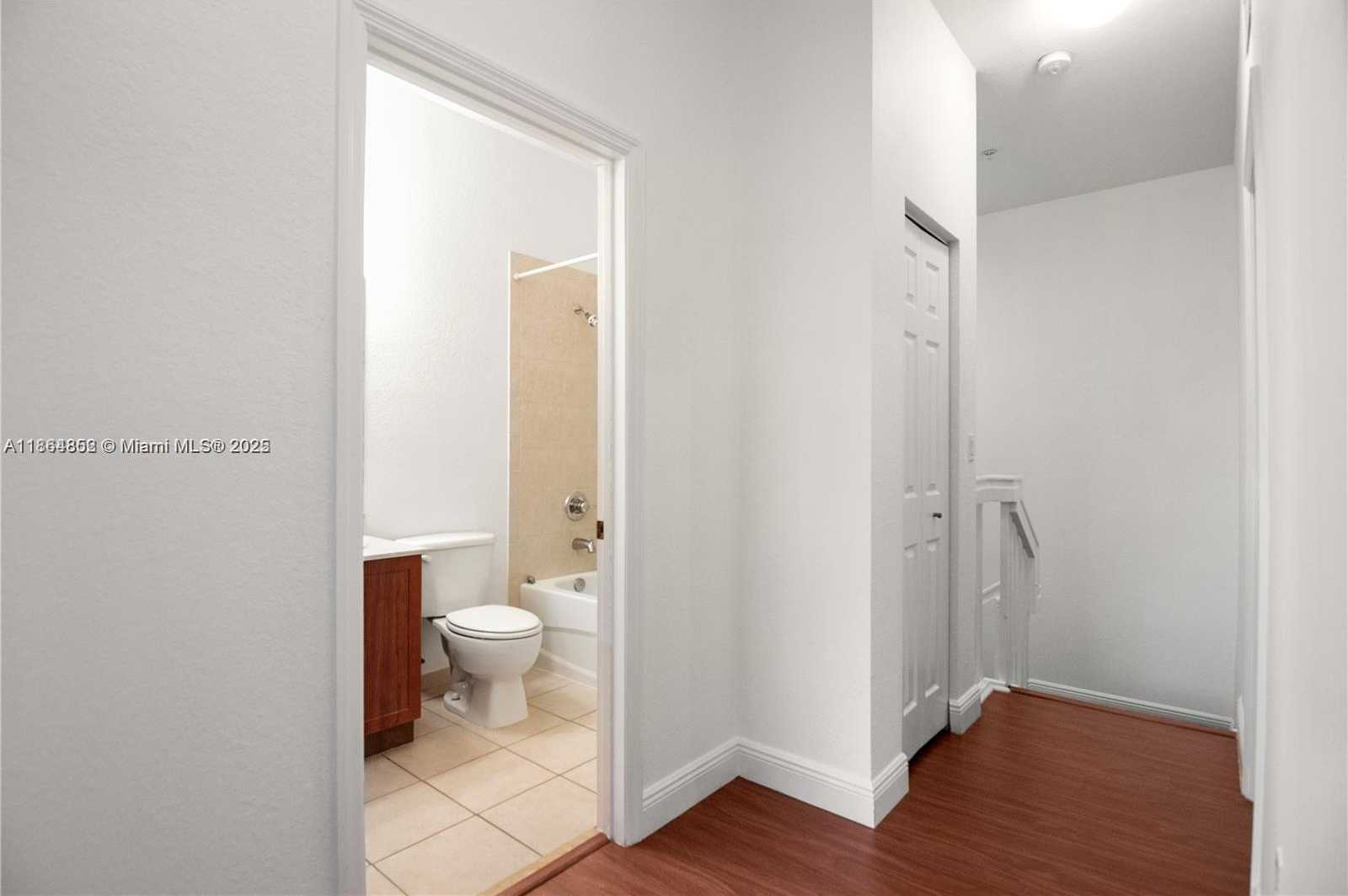 Small Image of 10805 NORTH WEST 89TH TER #207-4, Doral Number 13