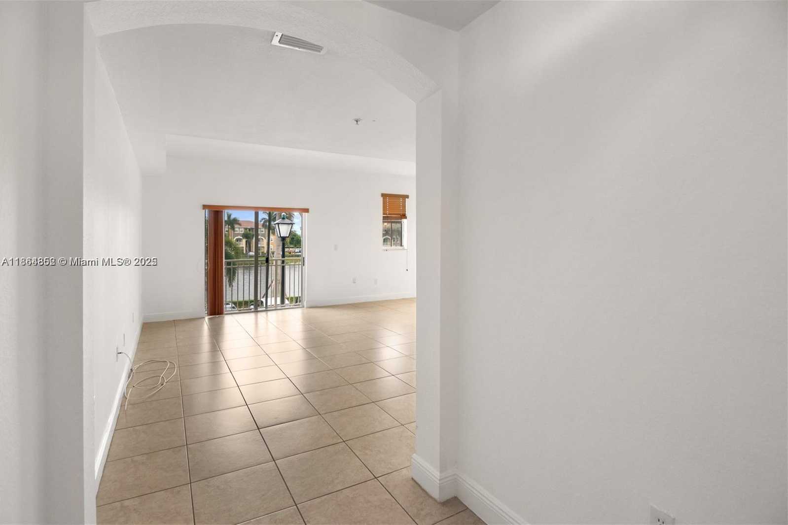 Small Image of 10805 NORTH WEST 89TH TER #207-4, Doral Number 5