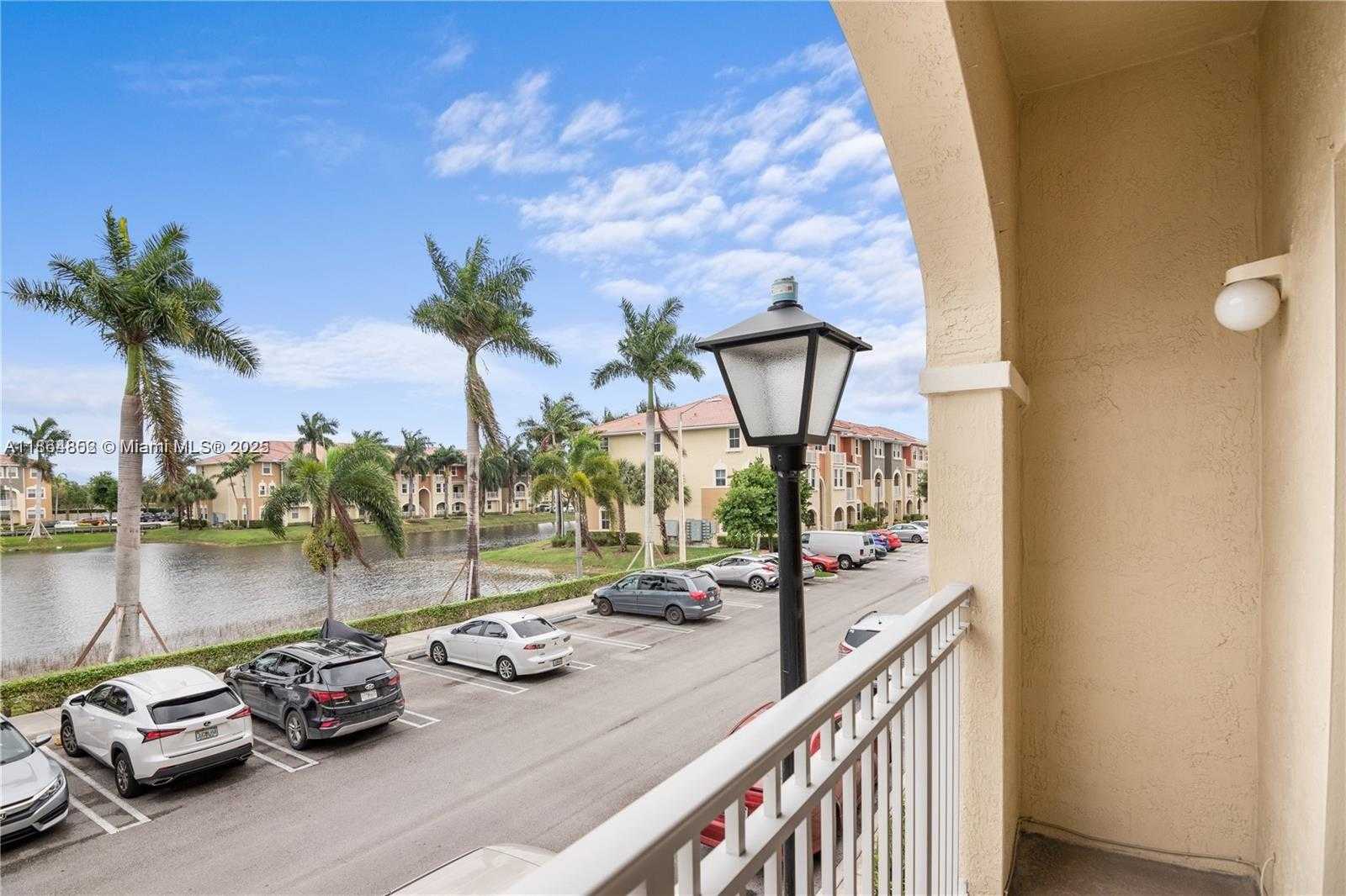 Small Image of 10805 NORTH WEST 89TH TER #207-4, Doral Number 6