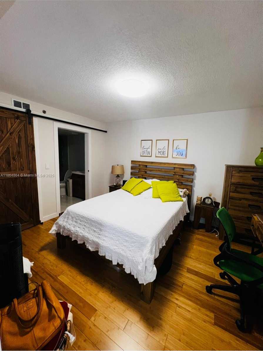Small Image of 2415 NORTH WEST 16TH ST RD #313, Miami Number 5