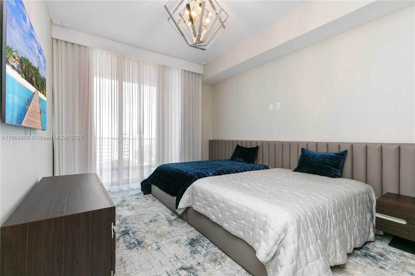 Small Image of 17901 COLLINS AVE #703, Sunny Isles Beach Number 17