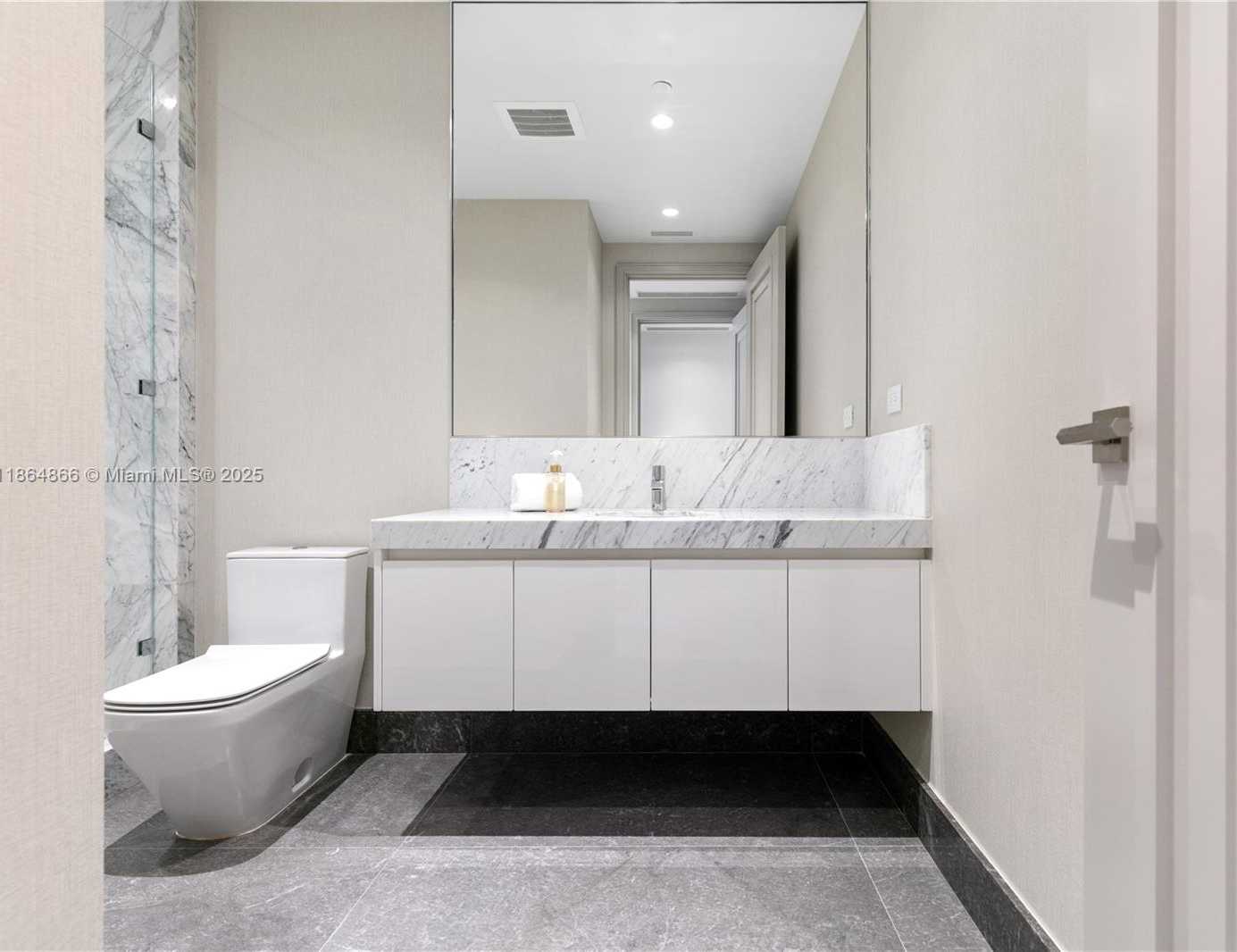 Small Image of 17901 COLLINS AVE #703, Sunny Isles Beach Number 18