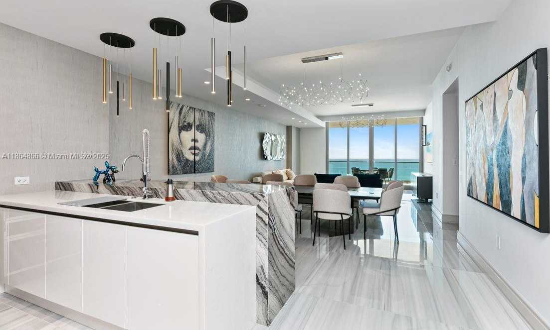 Small Image of 17901 COLLINS AVE #703, Sunny Isles Beach Number 3