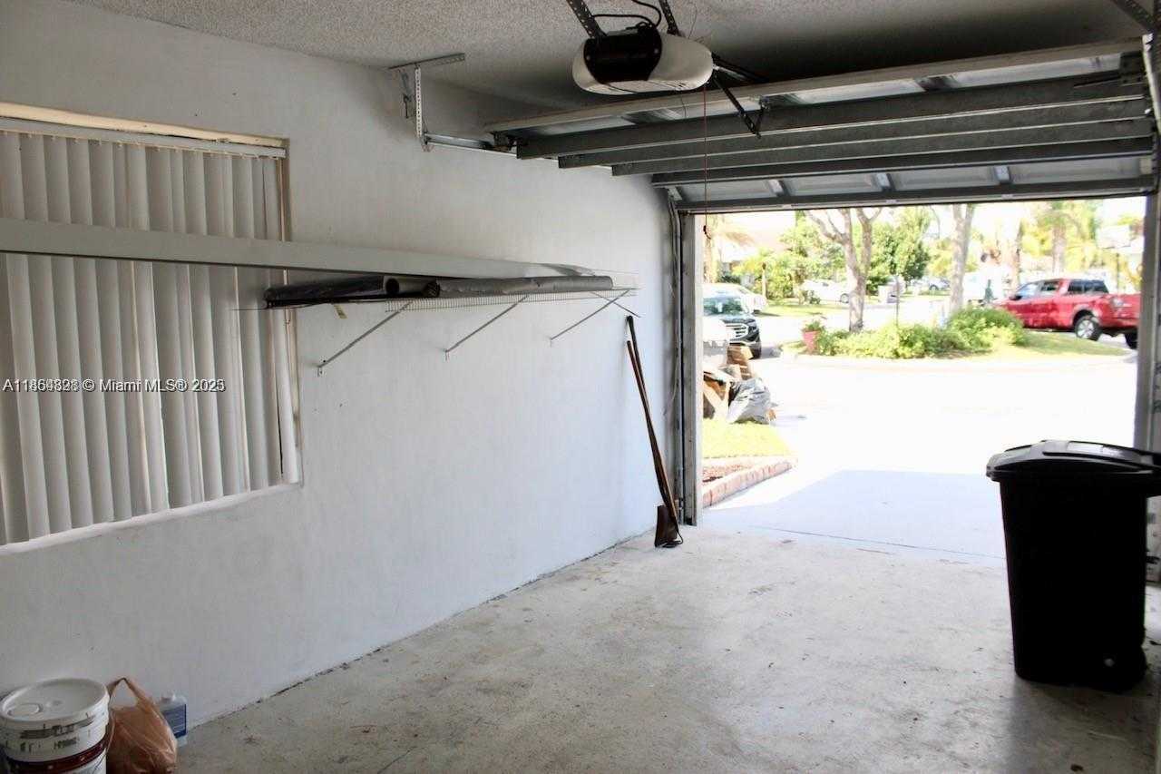 Small Image of 5181 KIM CT, West Palm Beach Number 19