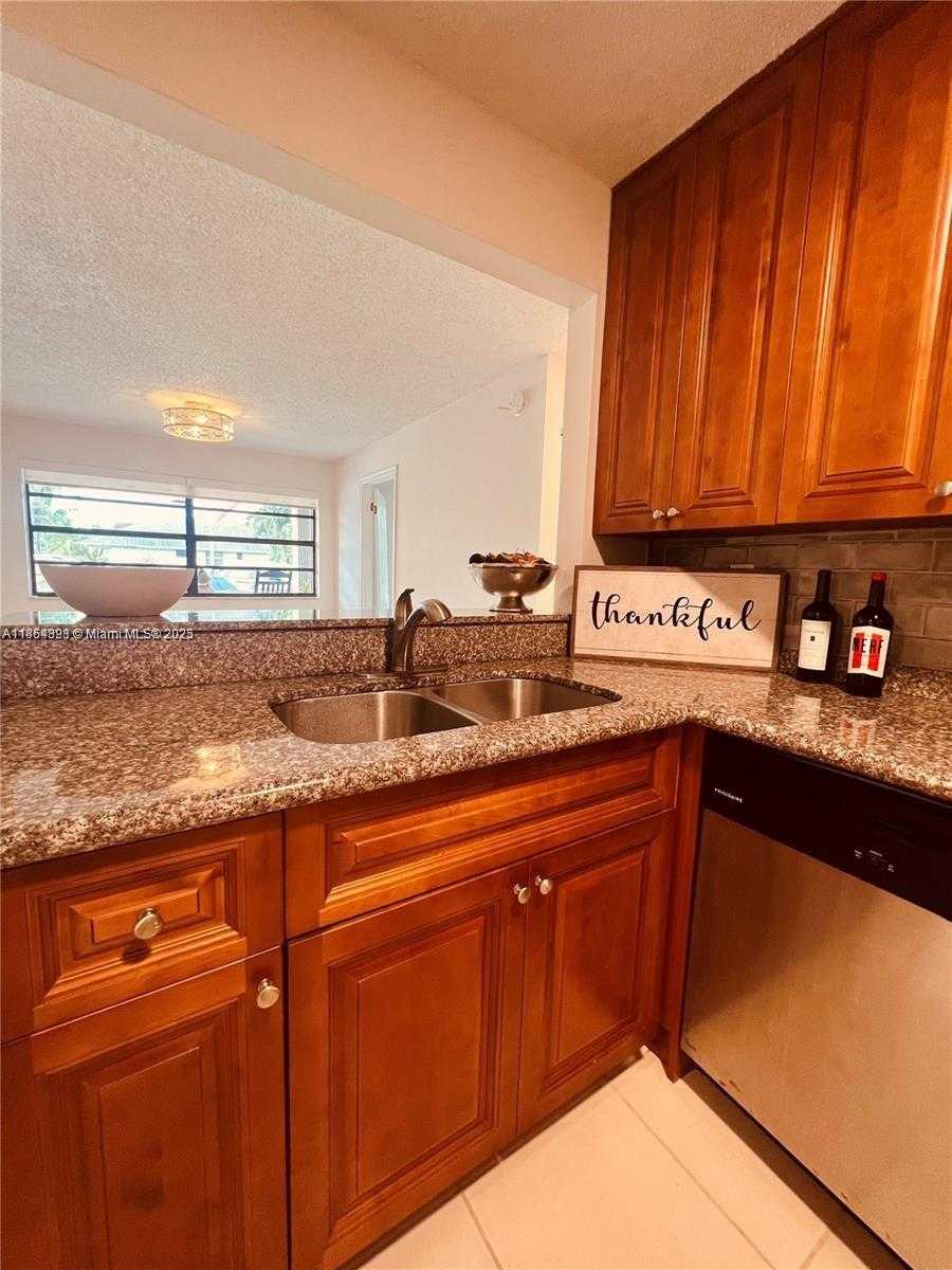 Small Image of 5181 KIM CT, West Palm Beach Number 6