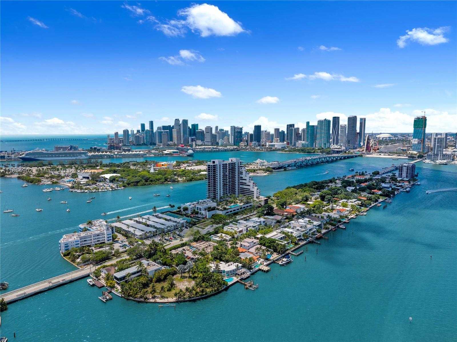 Small Image of 1111 NORTH VENETIAN DR, Miami Number 30