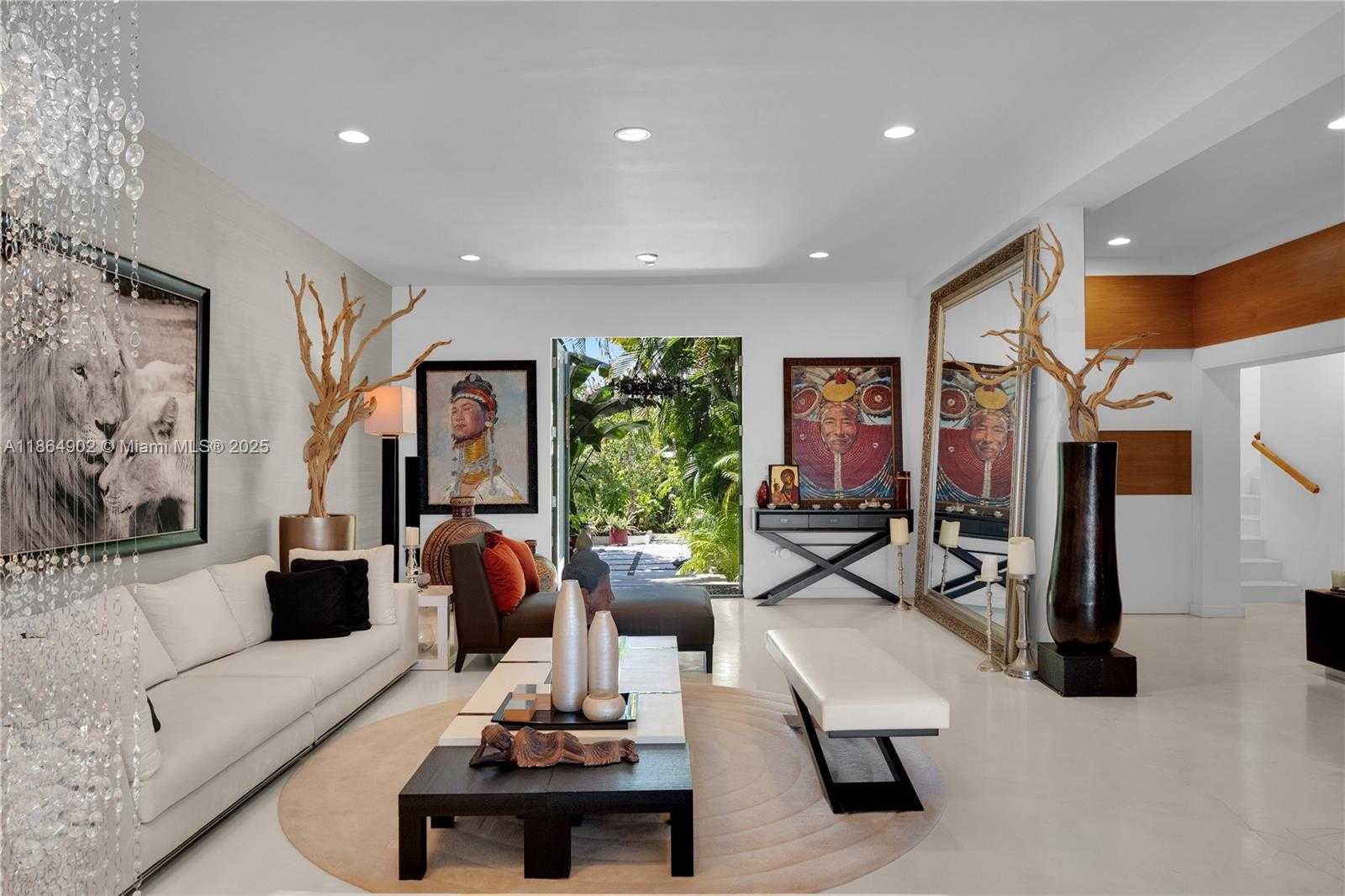 Small Image of 1111 NORTH VENETIAN DR, Miami Number 6