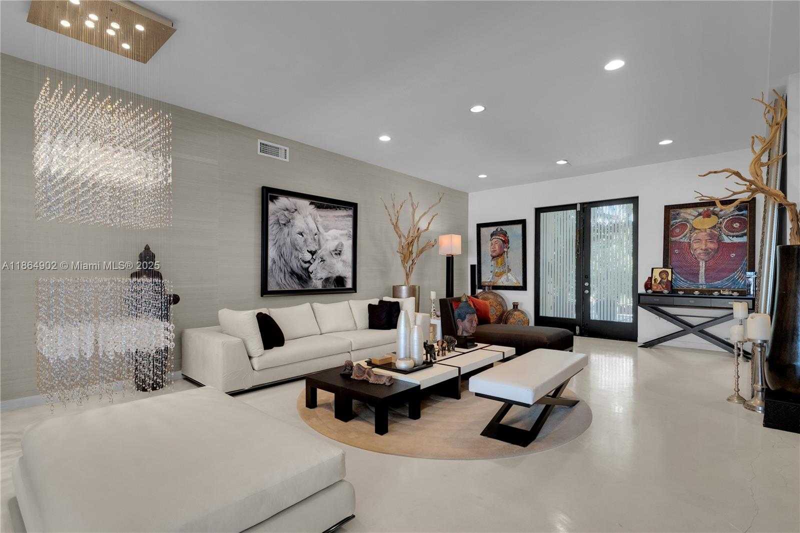 Small Image of 1111 NORTH VENETIAN DR, Miami Number 8