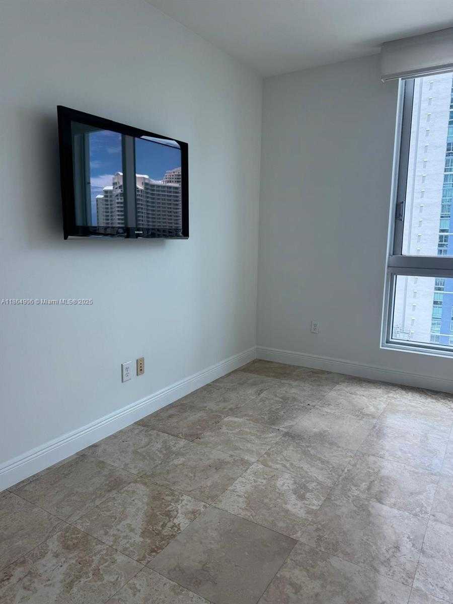 Small Image of 300 SOUTH BISCAYNE BLVD #T-1514, Miami Number 14