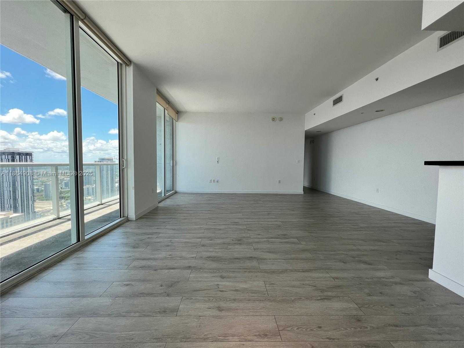 Small Image of 253 NORTH EAST 2ND ST #4104, Miami Number 5