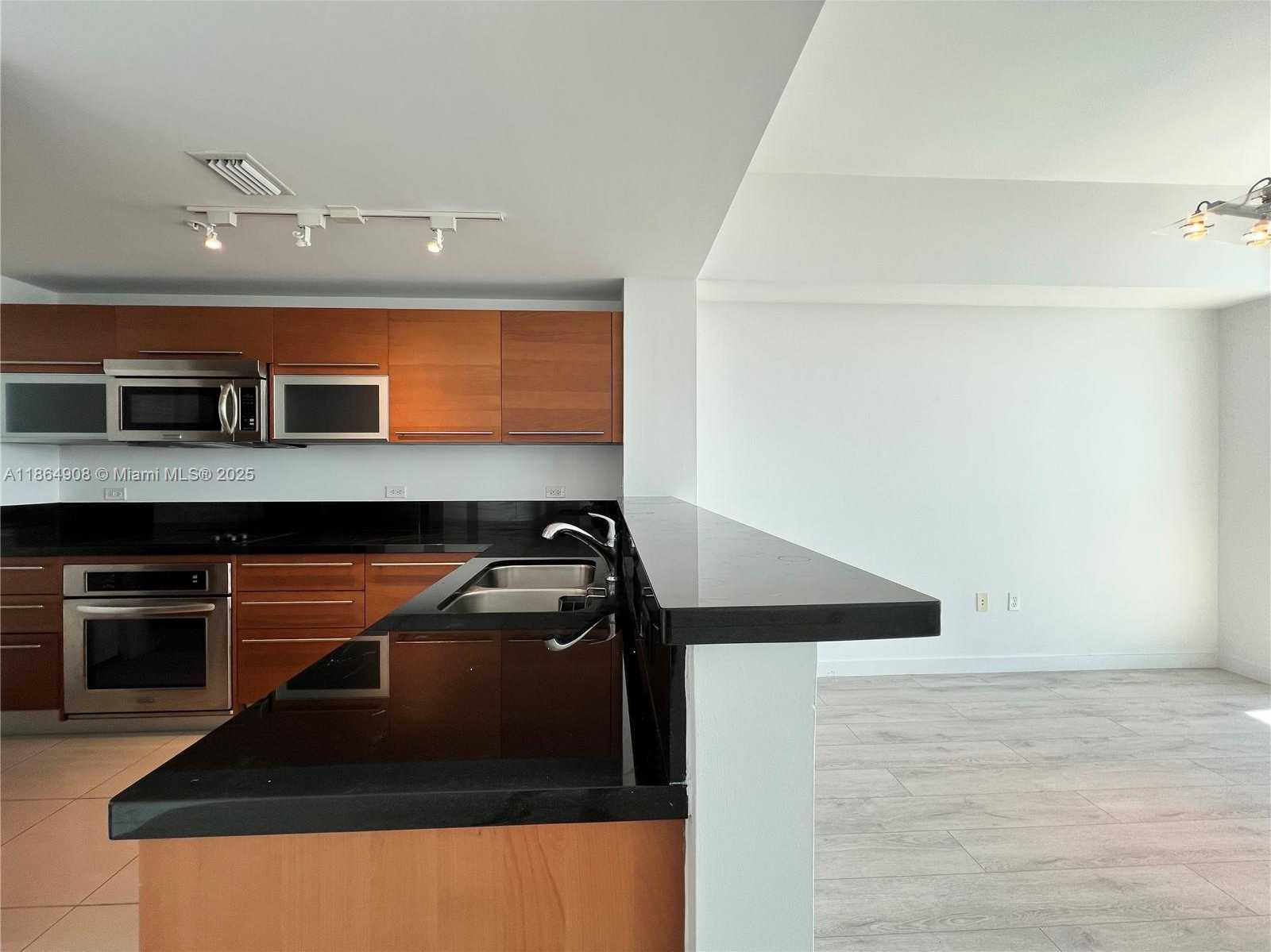 Small Image of 253 NORTH EAST 2ND ST #4104, Miami Number 7