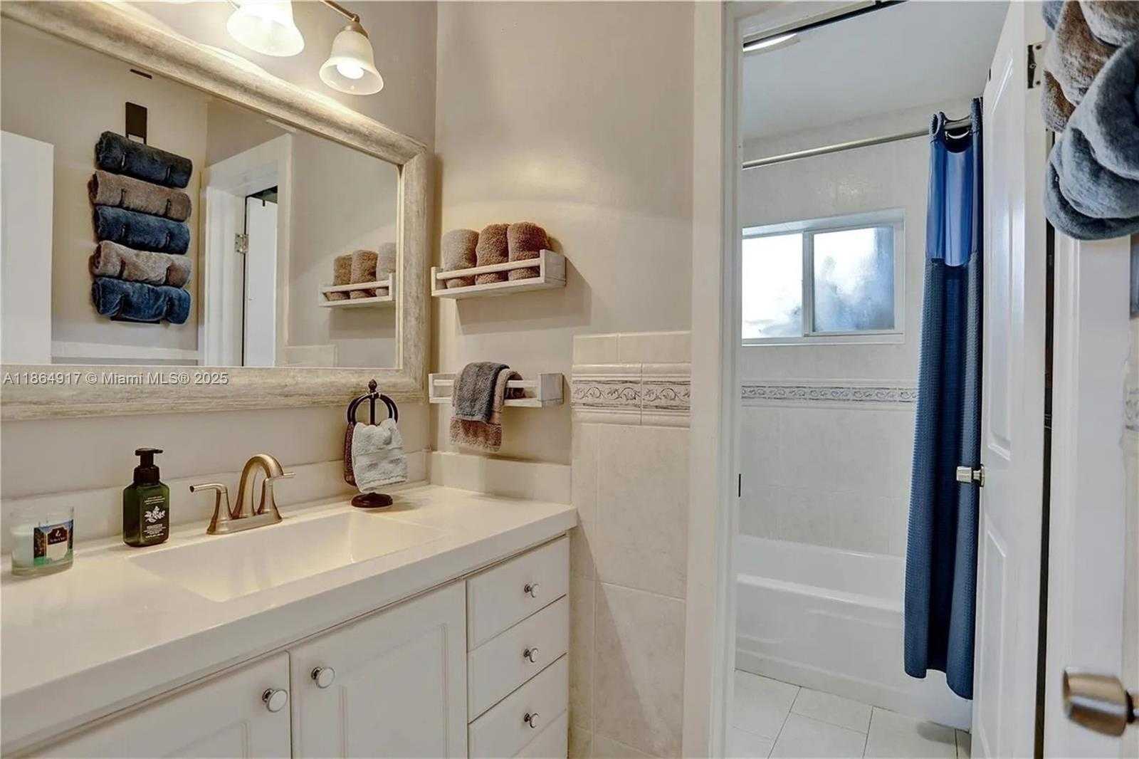 Small Image of 5103 SOUTH WEST 128TH PL, Miami Number 13