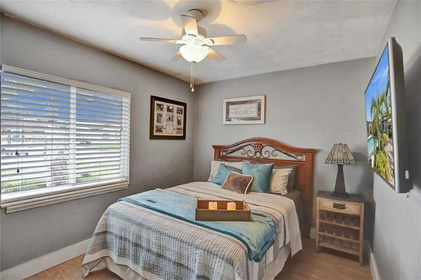 Small Image of 5103 SOUTH WEST 128TH PL, Miami Number 15