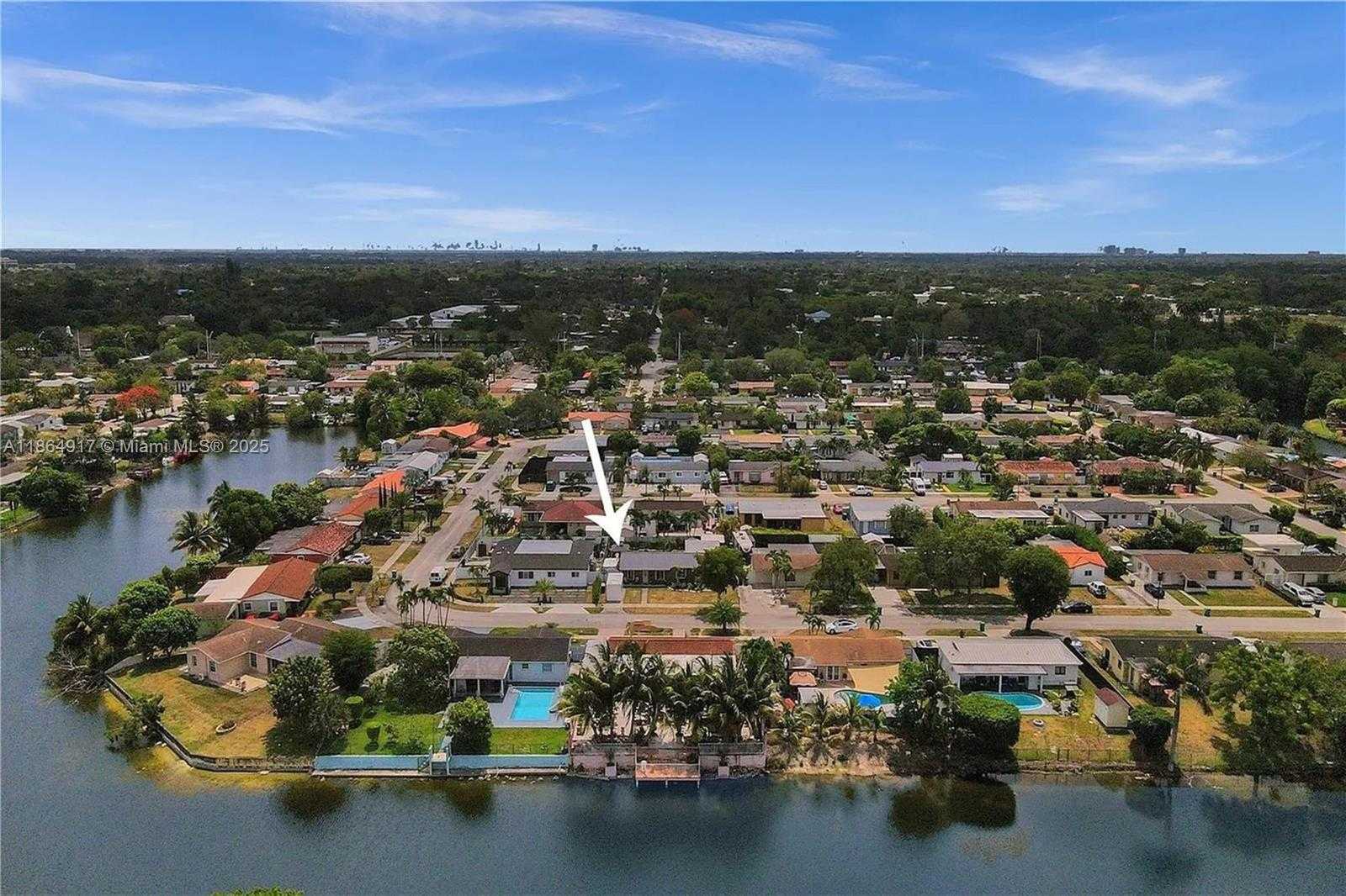 Small Image of 5103 SOUTH WEST 128TH PL, Miami Number 26