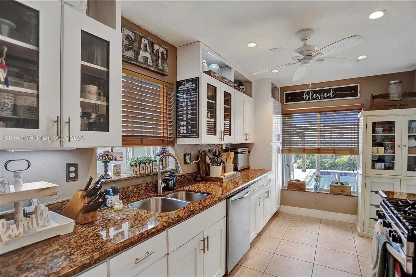 Small Image of 5103 SOUTH WEST 128TH PL, Miami Number 9