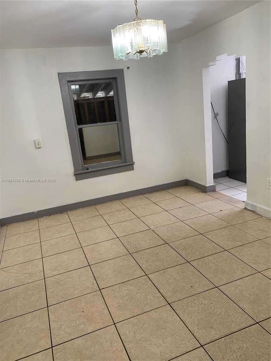 Small Image of 750 NORTH WEST 118TH ST, Miami Number 7
