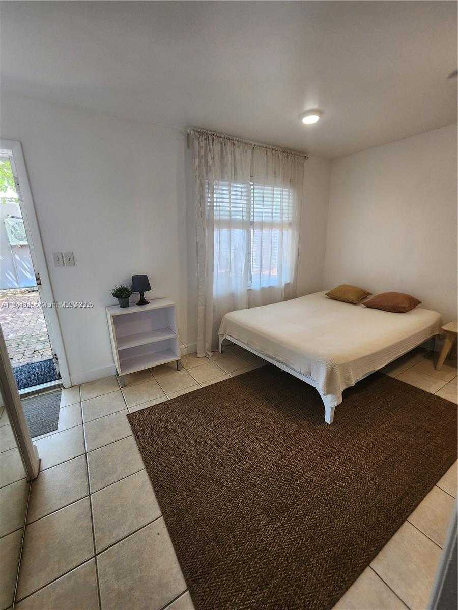 Small Image of 315 WALNUT ST #2, Hollywood Number 19