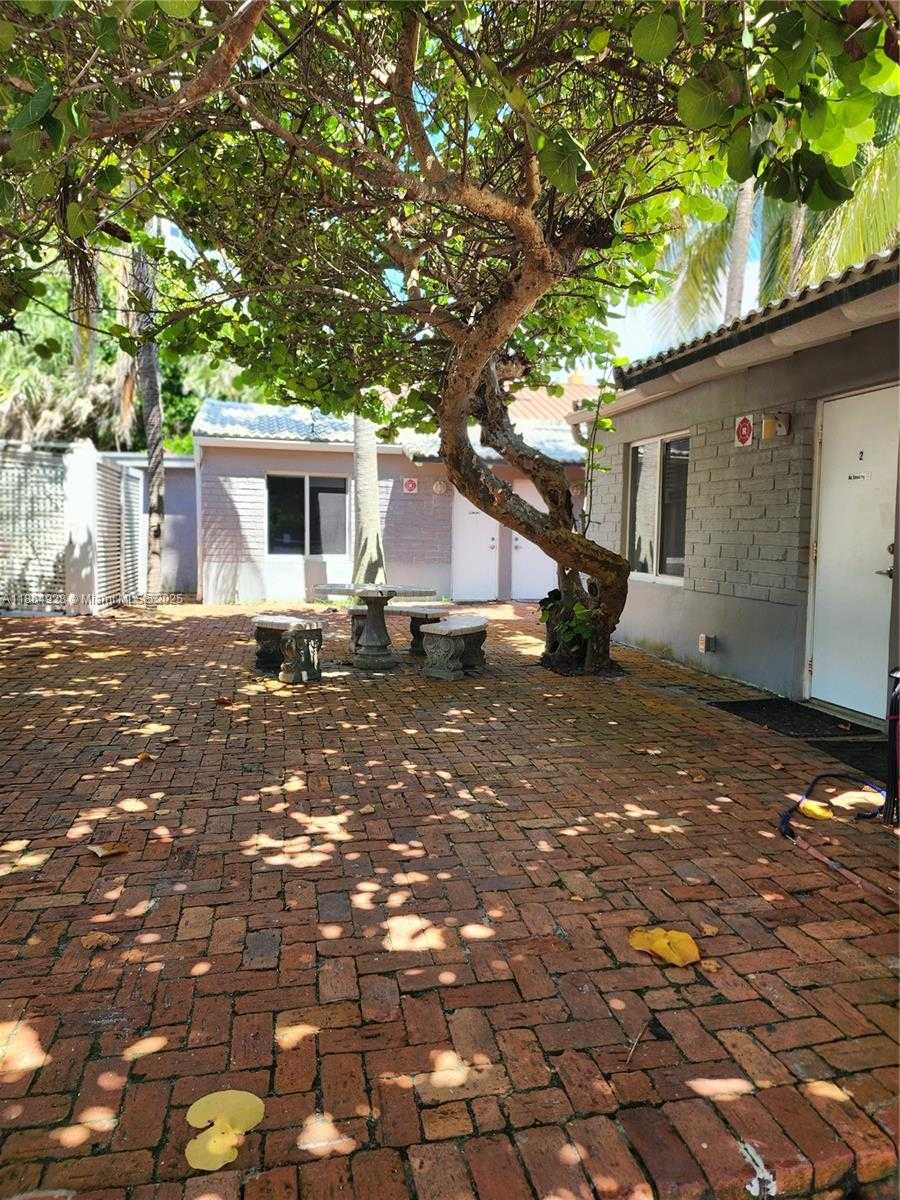 Small Image of 315 WALNUT ST #2, Hollywood Number 20