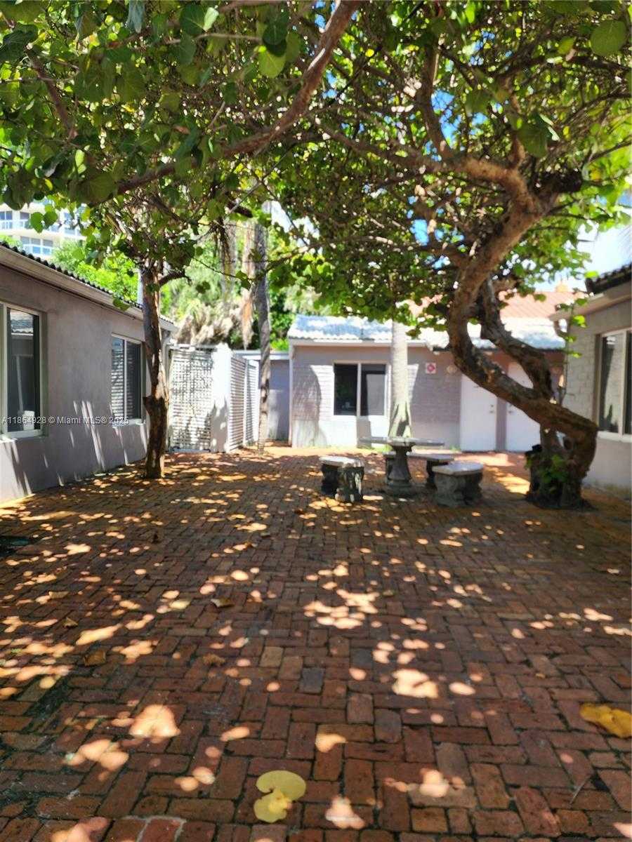 Small Image of 315 WALNUT ST #2, Hollywood Number 21