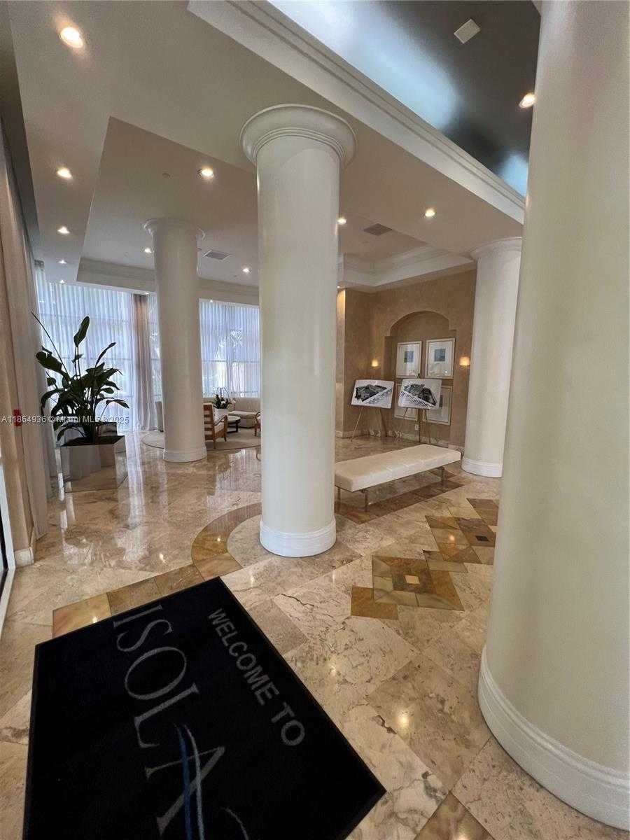 Small Image of 770 CLAUGHTON ISLAND DR #PH-17, Miami Number 18
