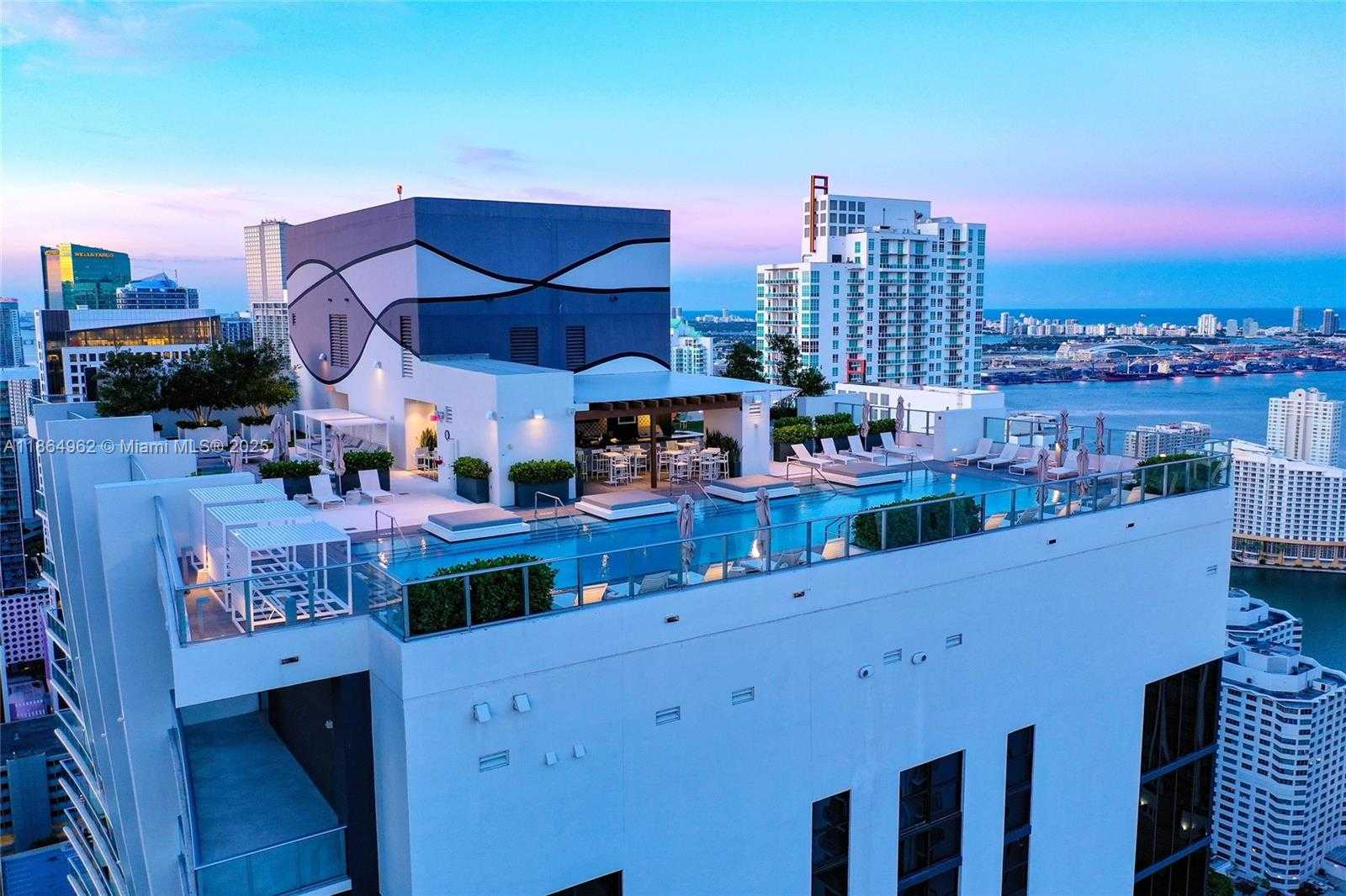 Small Image of 1010 BRICKELL AVE #3905, Miami Number 23