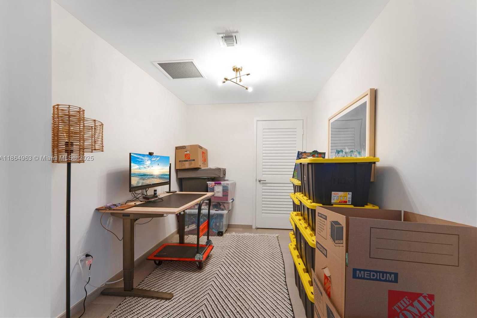 Small Image of 88 SOUTH WEST 7TH ST #2910, Miami Number 17