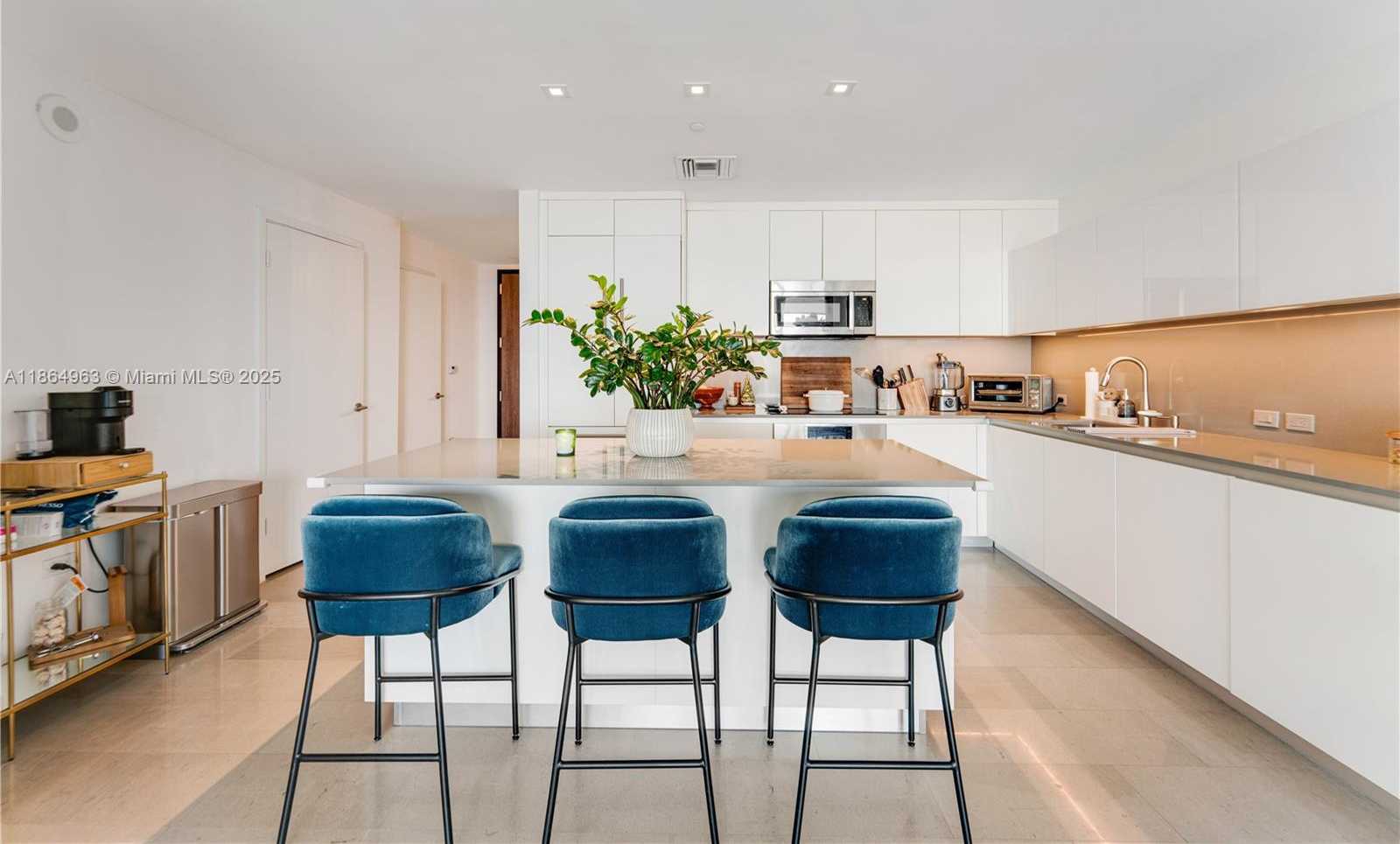Small Image of 88 SOUTH WEST 7TH ST #2910, Miami Number 5