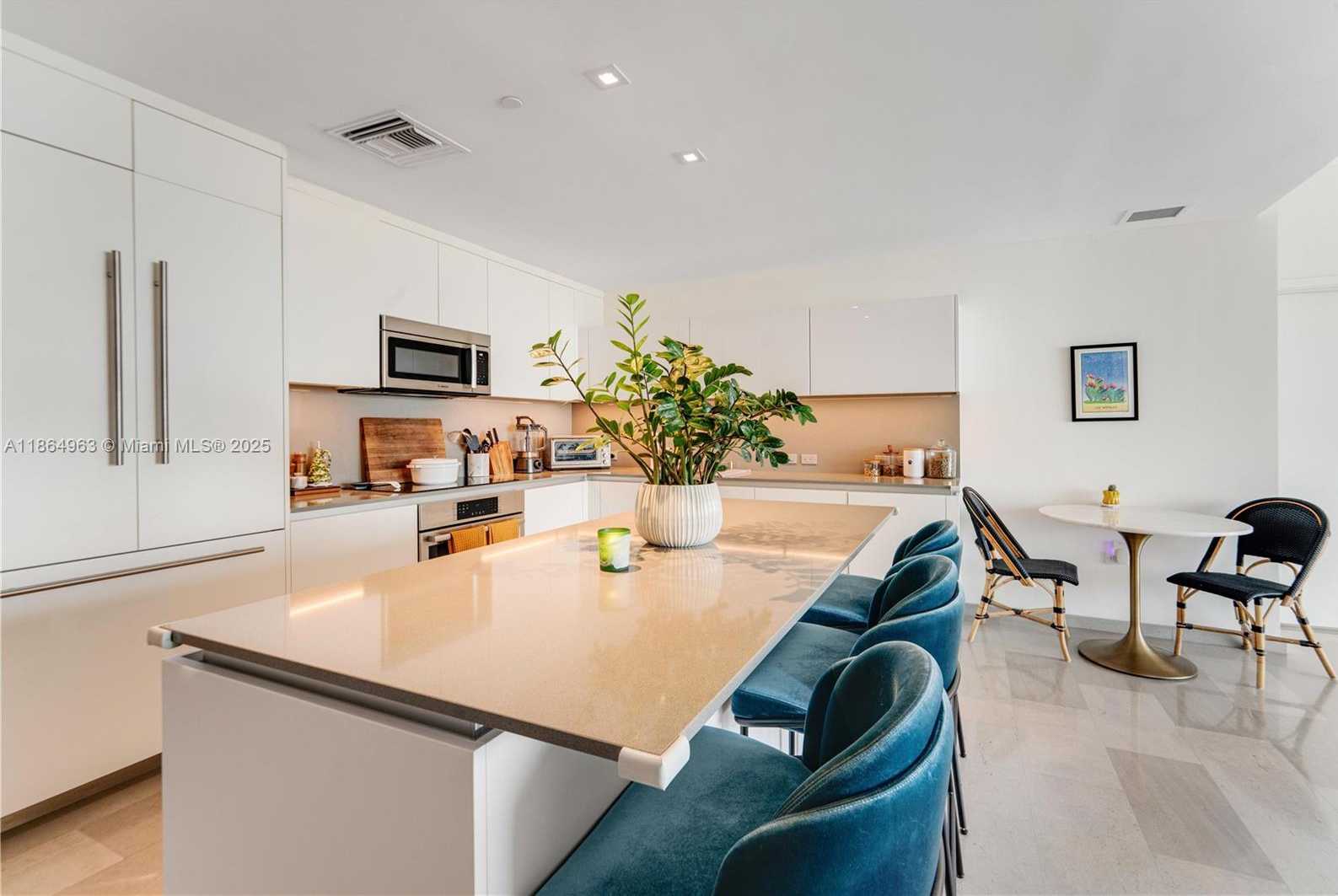 Small Image of 88 SOUTH WEST 7TH ST #2910, Miami Number 6